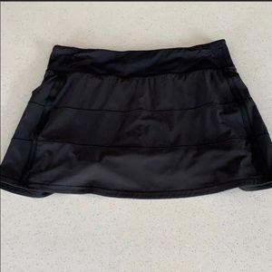 Lululemon skirt size 8